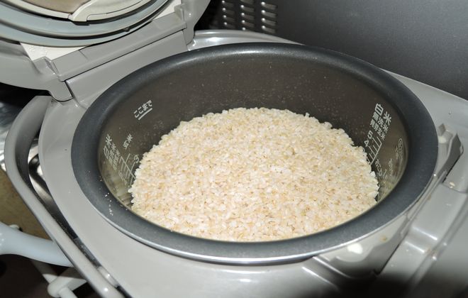 炊飯器で炊いた玄米