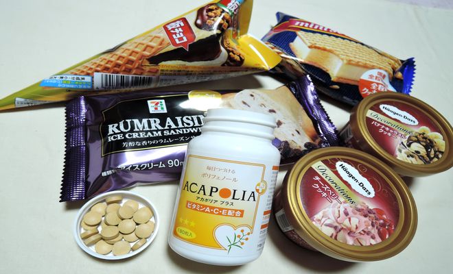 アカポリアプラスとアイスクリーム
