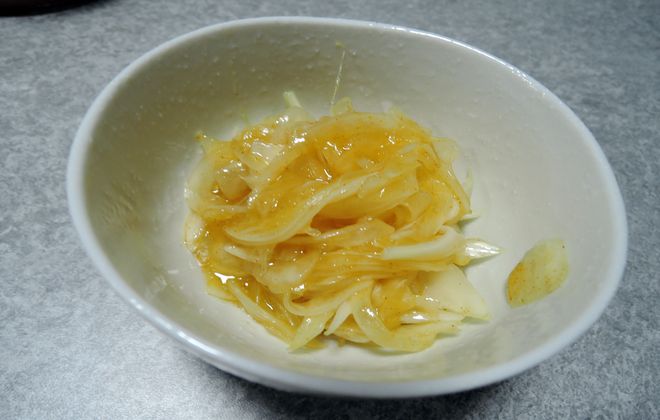 カレー酢玉ねぎ（小皿）