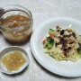 酢タマネギと野菜サラダ