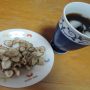 乾燥菊芋とアイスコーヒー